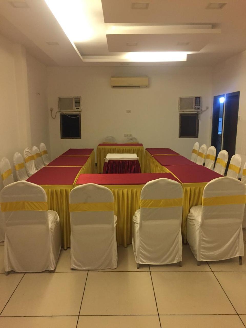Hotel Sunshine Airport Mumbai Kültér fotó