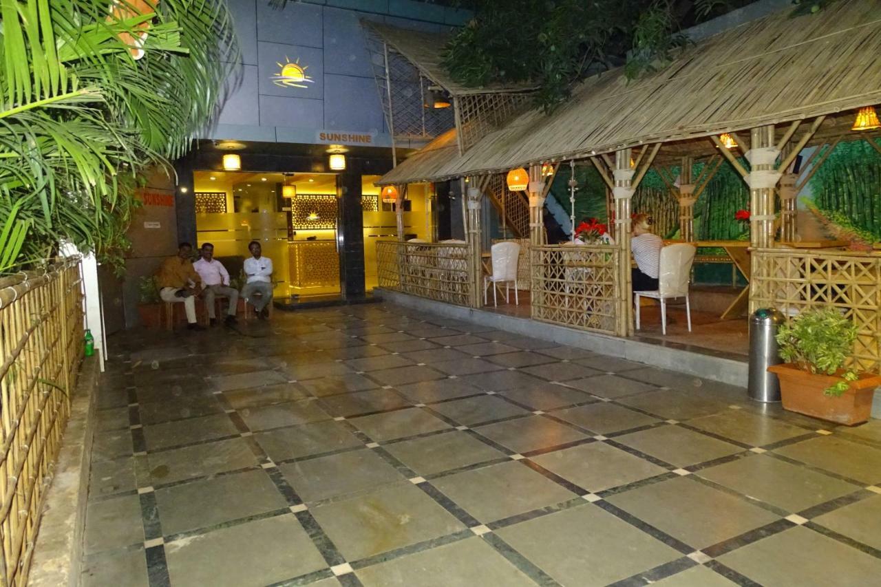 Hotel Sunshine Airport Mumbai Kültér fotó